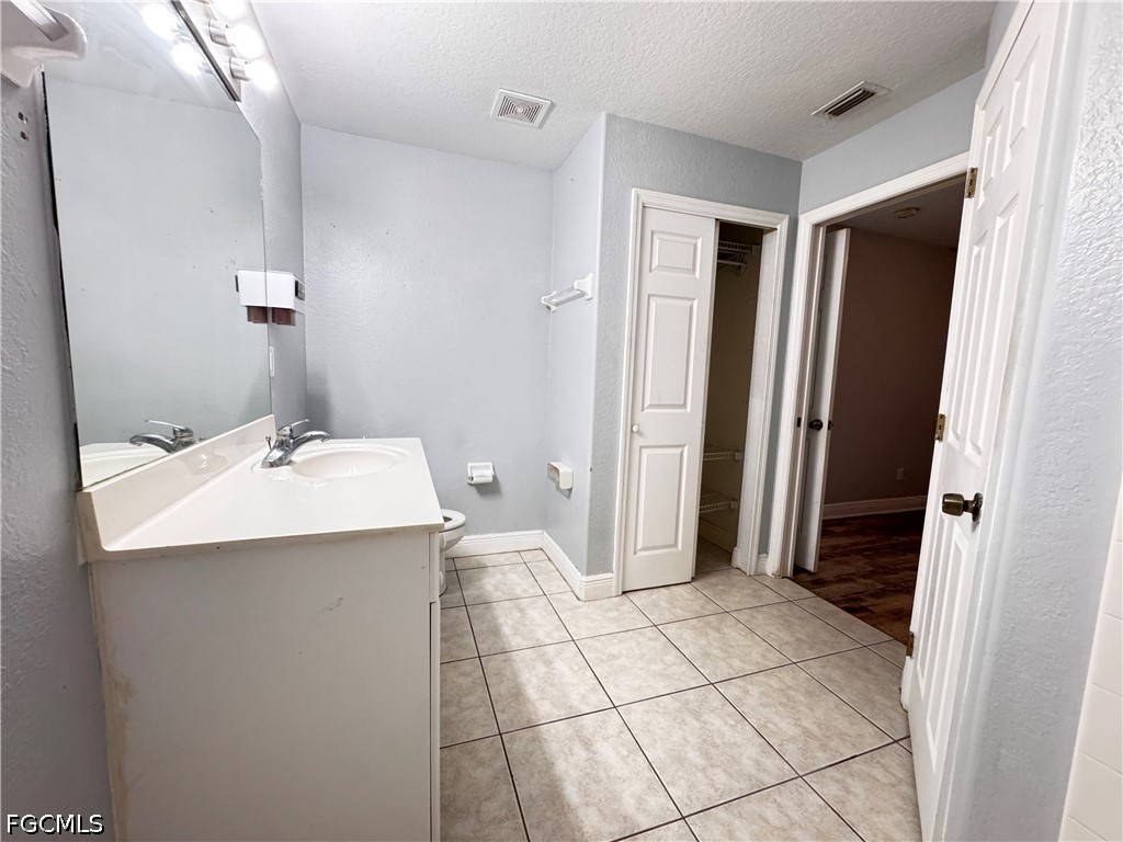 4606 30th Street Southwest Lehigh Acres, FL 33973 - Photo 12 of 14