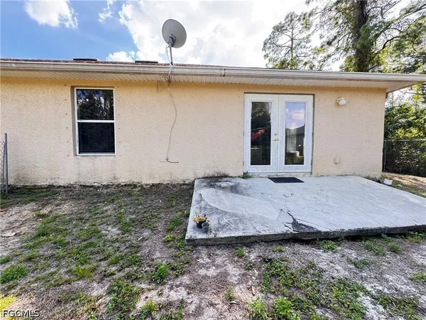 $1,500 | 4606 30th Street Southwest, Lehigh Acres, FL 33973
