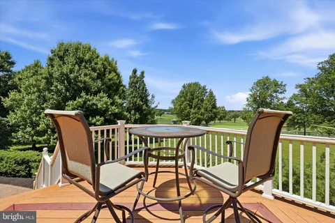 $1,200,000 | 583 Oakmont Drive East, Telford, PA 18969