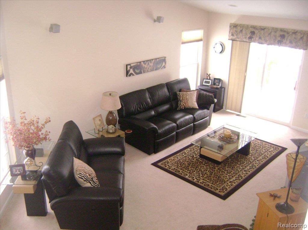 283 Wood Point, Unit 20 Howell, MI 48843 - Photo 2 of 22 bird's eye great rm