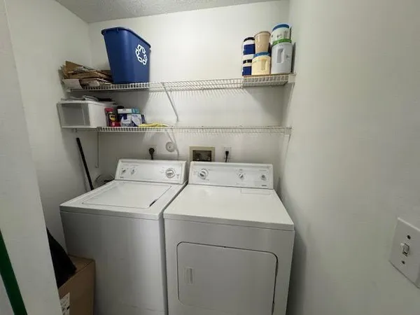 $2,600 | 3228 Jog Park Drive, Unit 3012, Greenacres, FL 33467