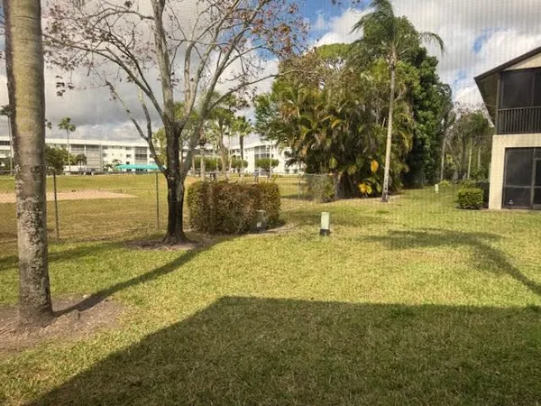 $2,600 | 3228 Jog Park Drive, Unit 3012, Greenacres, FL 33467