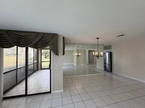 $2,600 | 3228 Jog Park Drive, Unit 3012, Greenacres, FL 33467