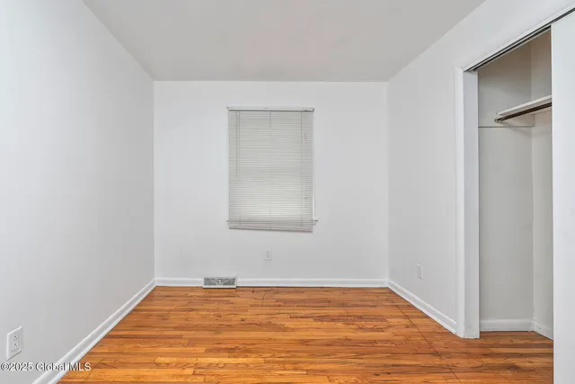 $2,000 | 98 Mt Hope Drive, Albany, NY 12202