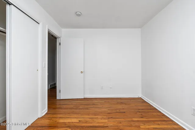 $2,000 | 98 Mt Hope Drive, Albany, NY 12202