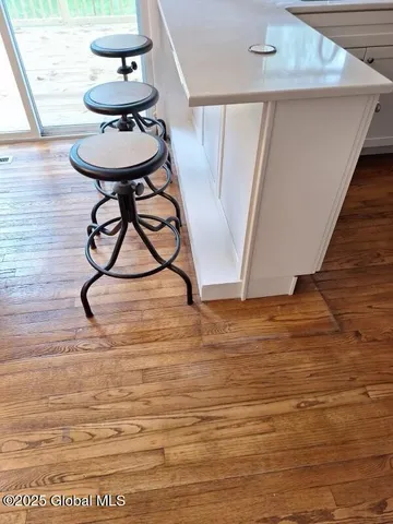 $2,000 | 98 Mt Hope Drive, Albany, NY 12202