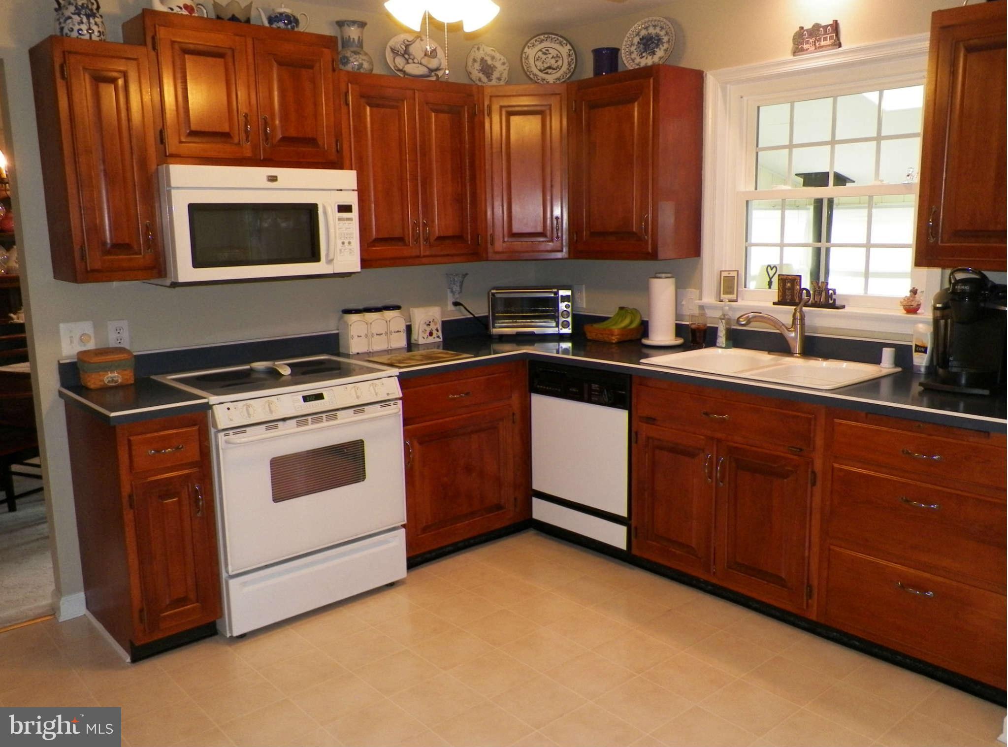 2230 Ridgemont Drive Finksburg, MD 21048 - Photo 6 of 24 Kitchen