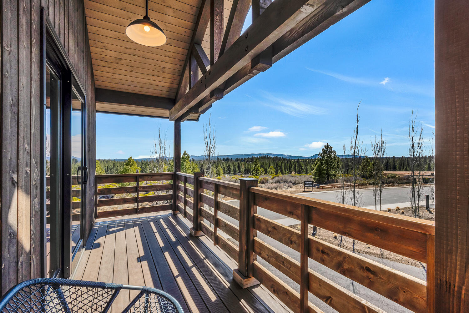 19110 Gateway Loop Bend, OR 97702 - Photo 38 of 43 38OReilly_20210315_42_55754_72ppi