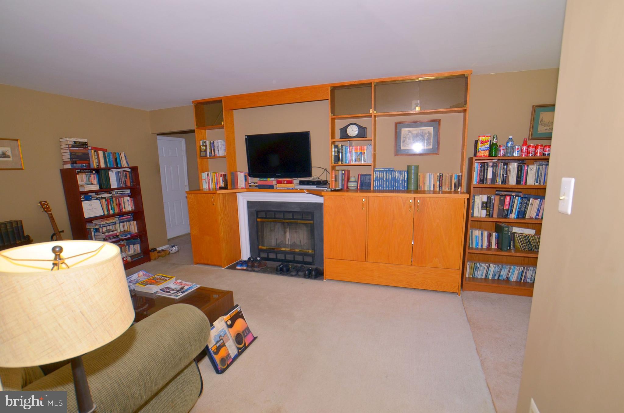 7 Normandy Square Court, Unit F Silver Spring, MD 20906 - Photo 5 of 26 Gallery Image 5