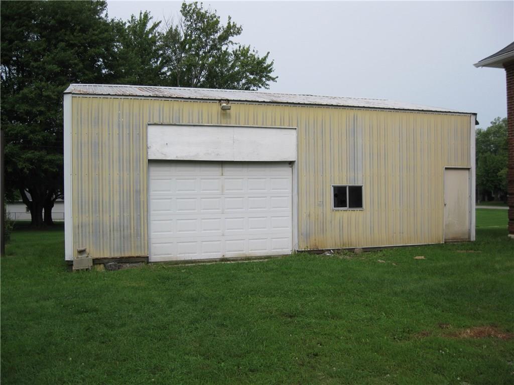 5903 West 8th Street Road Anderson, IN 46011 - Photo 3 of 4 Gallery Image 3