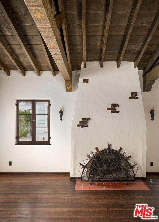 3840 Valleybrink Road Los Angeles, CA 90039 - Photo 8 of 32