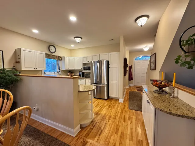 $879,000 | 1446 Marble Island Road, Colchester, VT 05446