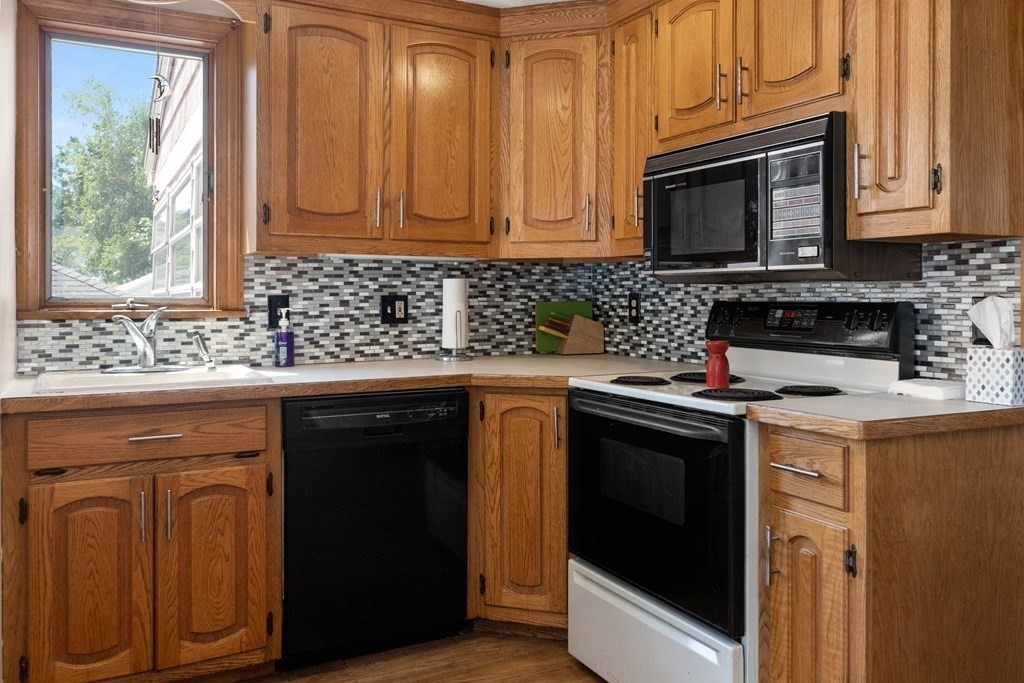 2 Grant Road Salem, MA 01970 - Photo 12 of 35 Gallery Image 12