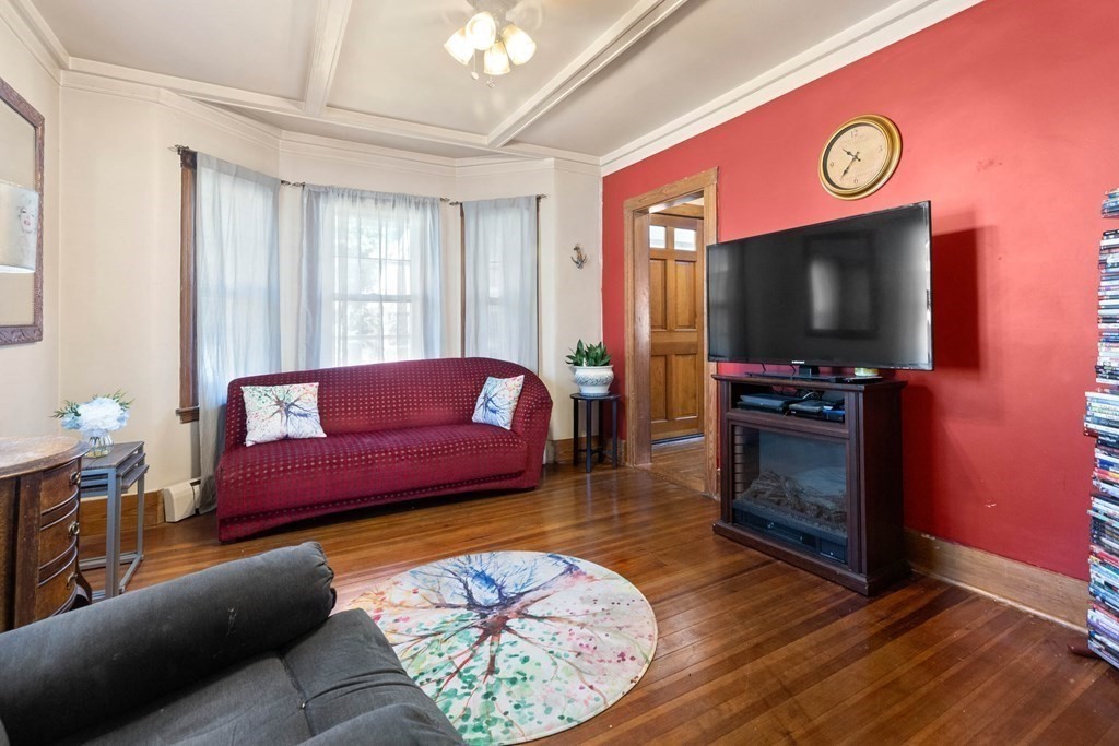 2 Grant Road Salem, MA 01970 - Photo 6 of 35 Gallery Image 6