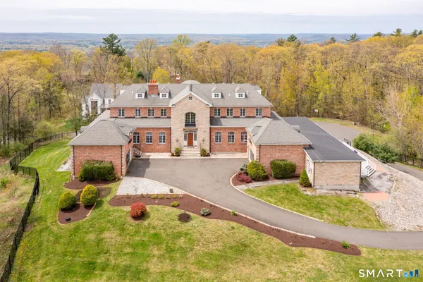 $2,500,000 | 40 Parsons Way, Avon, CT 06001