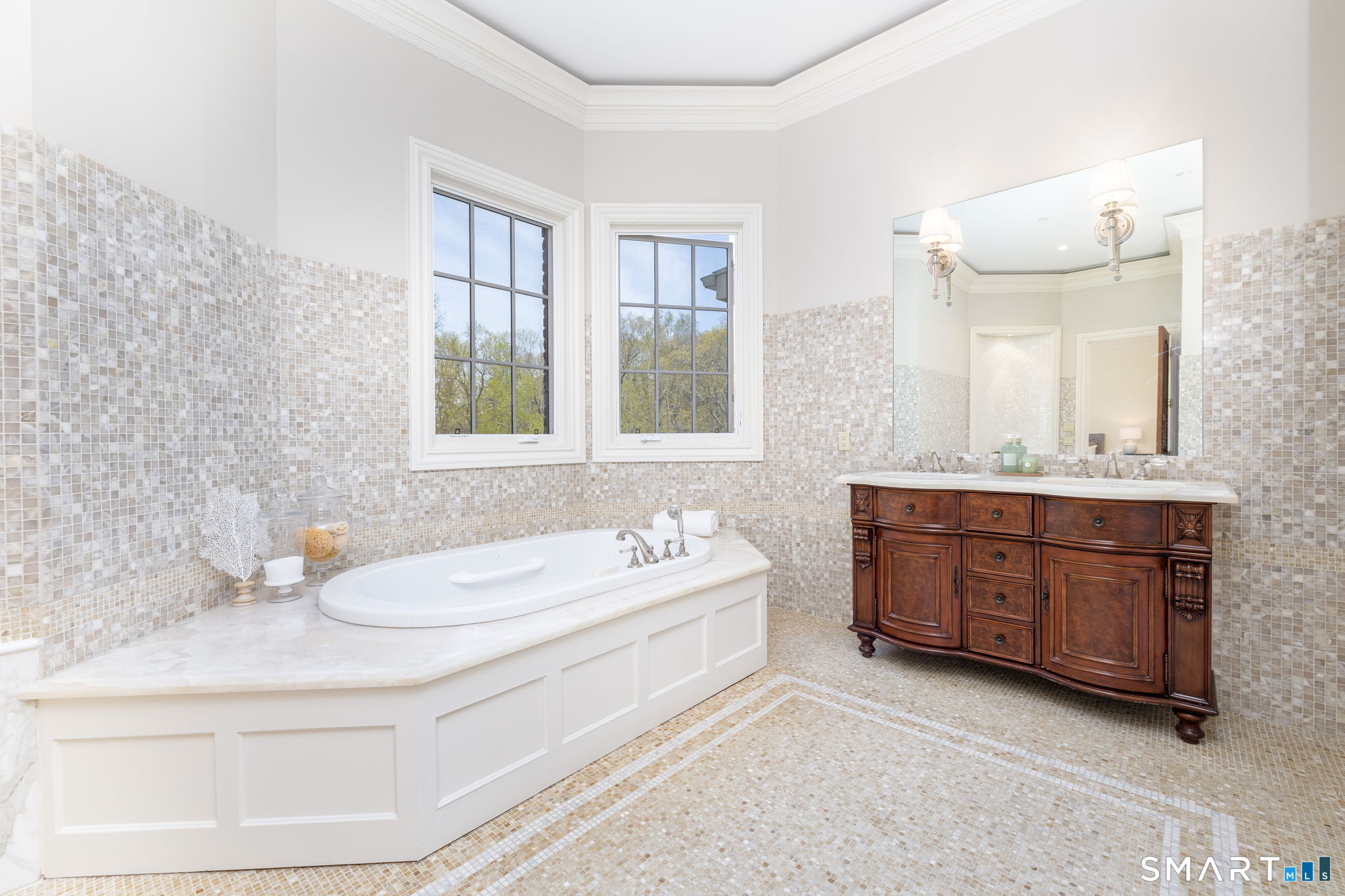 40 Parsons Way Avon, CT 06001 - Photo 24 of 40 Bathroom with double vanity and tub