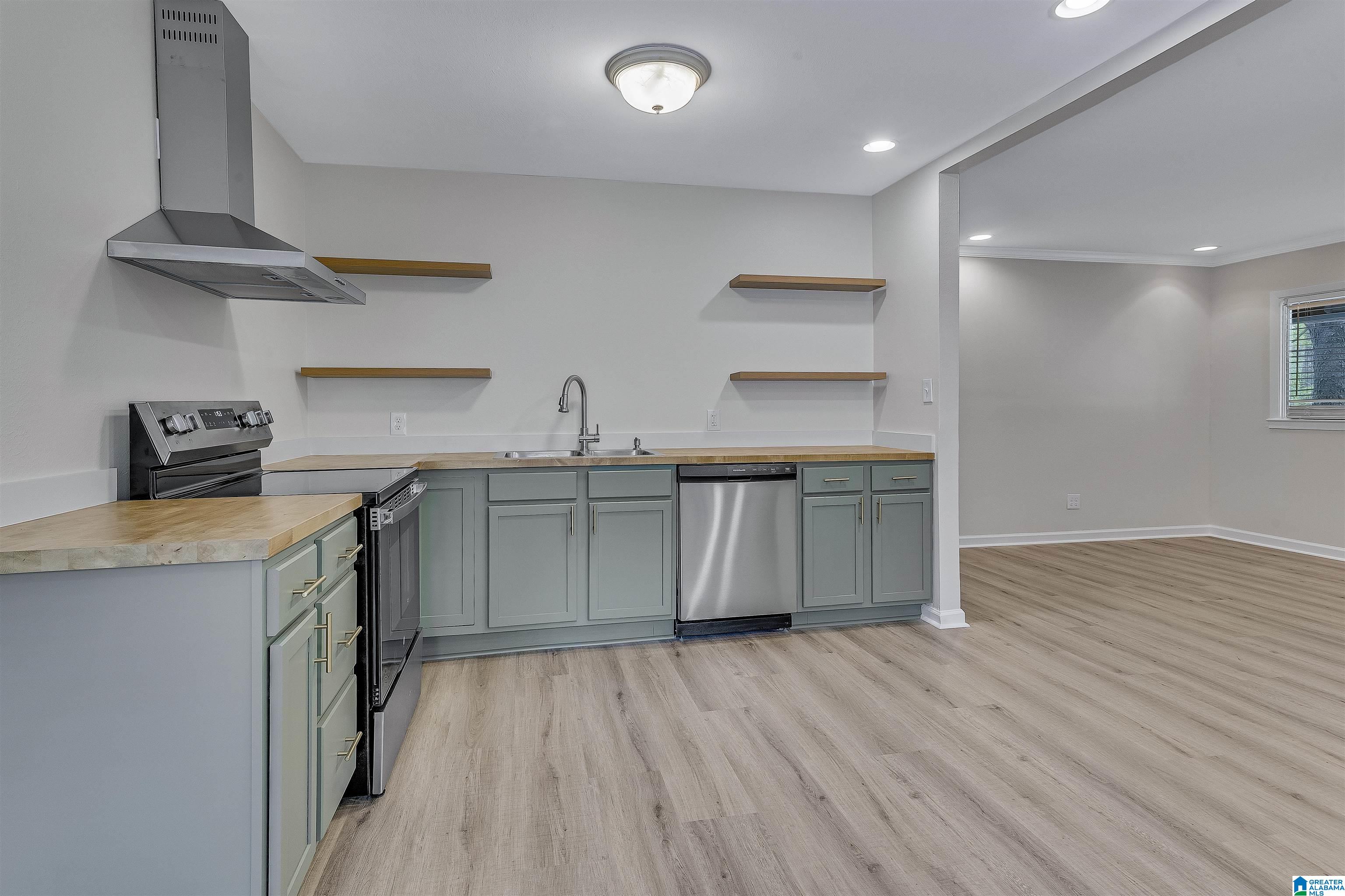 2177 Chapel Hill Road Birmingham, AL 35216 - Photo 1 of 31