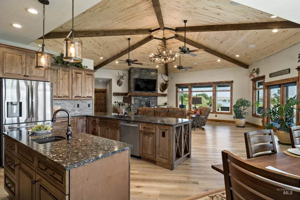 $1,995,000 | 1964 River Road, Homedale, ID 83628