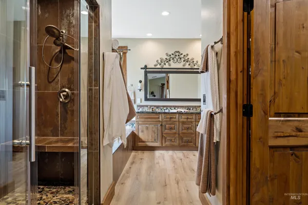 $1,995,000 | 1964 River Road, Homedale, ID 83628