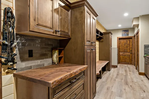 $1,995,000 | 1964 River Road, Homedale, ID 83628