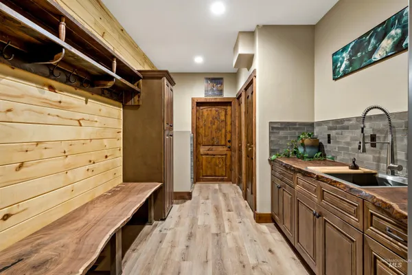 $1,995,000 | 1964 River Road, Homedale, ID 83628