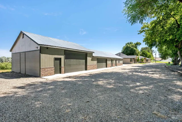 $1,995,000 | 1964 River Road, Homedale, ID 83628