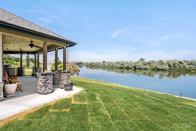 $1,995,000 | 1964 River Road, Homedale, ID 83628
