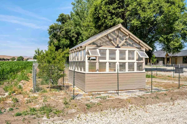 $1,995,000 | 1964 River Road, Homedale, ID 83628