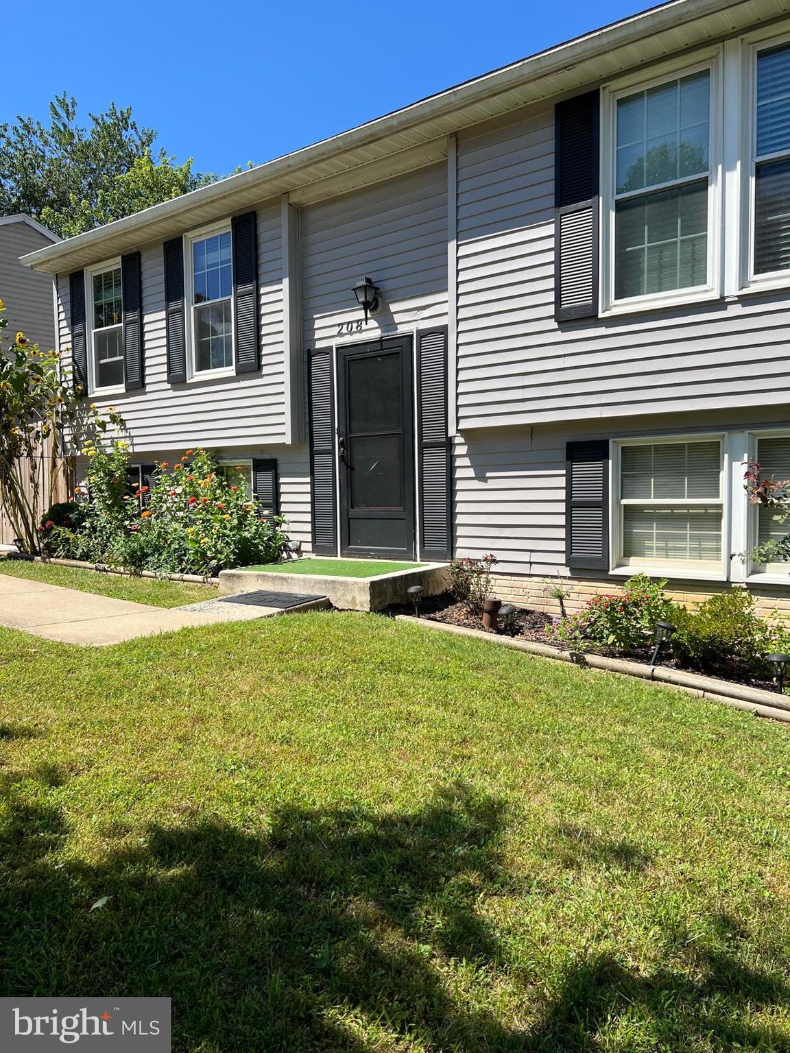 208 E Road Mount Airy, MD 21771 - Photo 2 of 23 Gallery Image 2