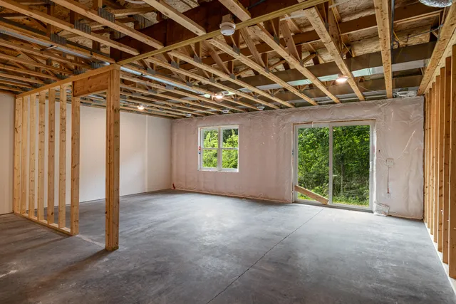 $319,999 | S1546 Shawnee Drive, Unit B, Alma, WI 54610