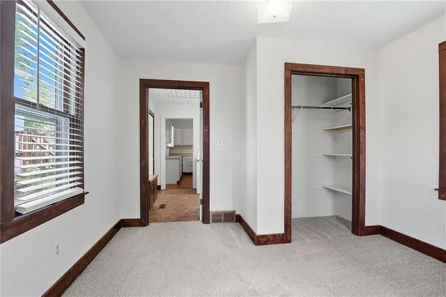 $190,000 | 715 North 10th Street, Leavenworth, KS 66048