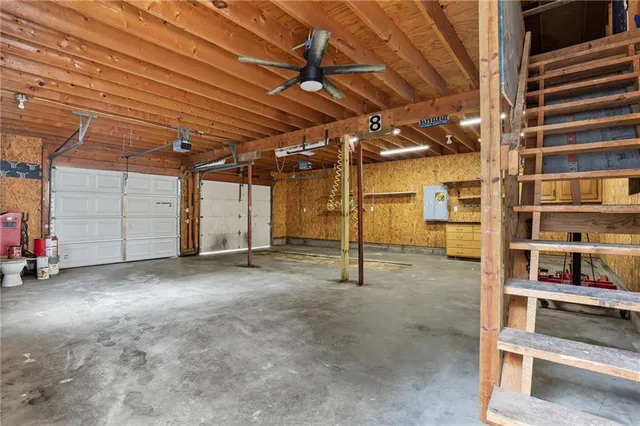 $190,000 | 715 North 10th Street, Leavenworth, KS 66048