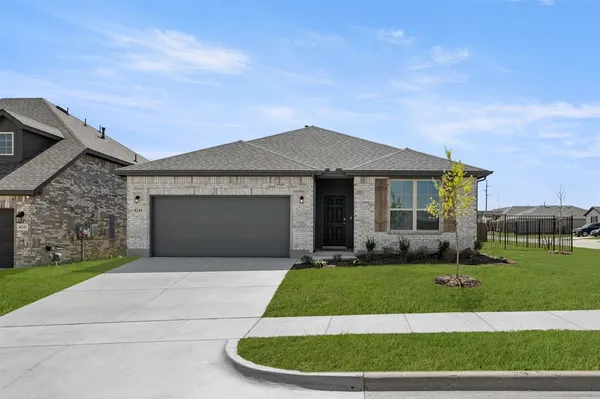 $314,990 | 8245 Cheetah Path, Godley, TX 76044