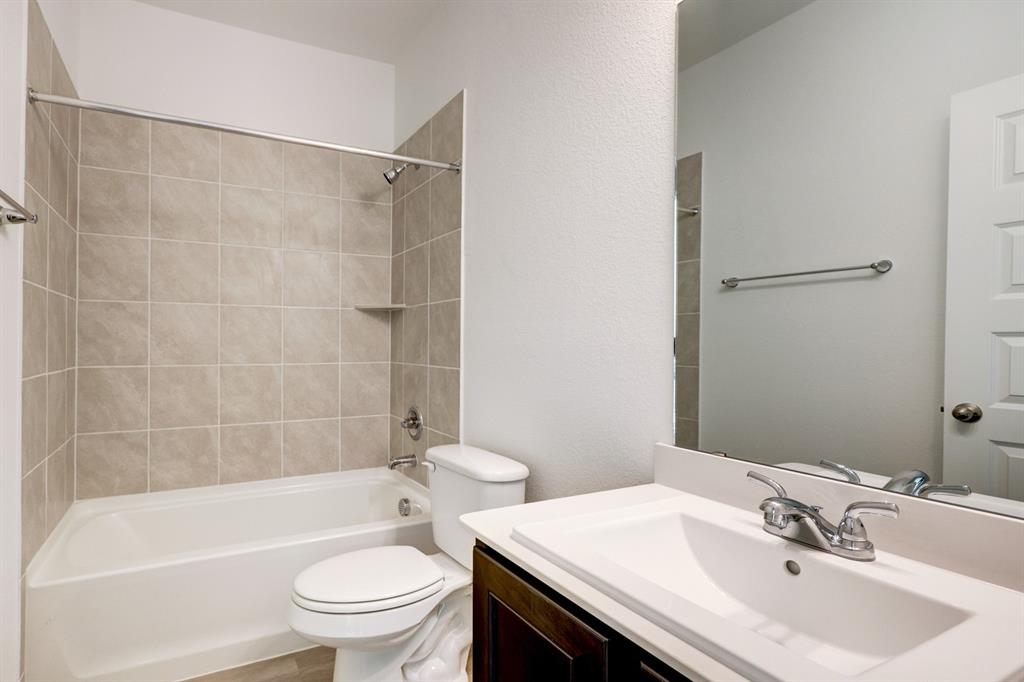 8245 Cheetah Path Godley, TX 76044 - Photo 17 of 28 Table Rock 2418 IMG 11_1_1