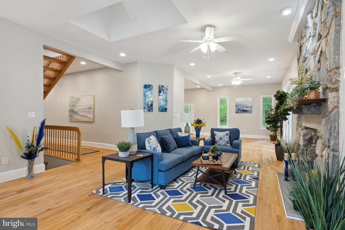 11901 Marmary Road Gaithersburg, MD 20878 - Photo 11 of 52 Gallery Image 11