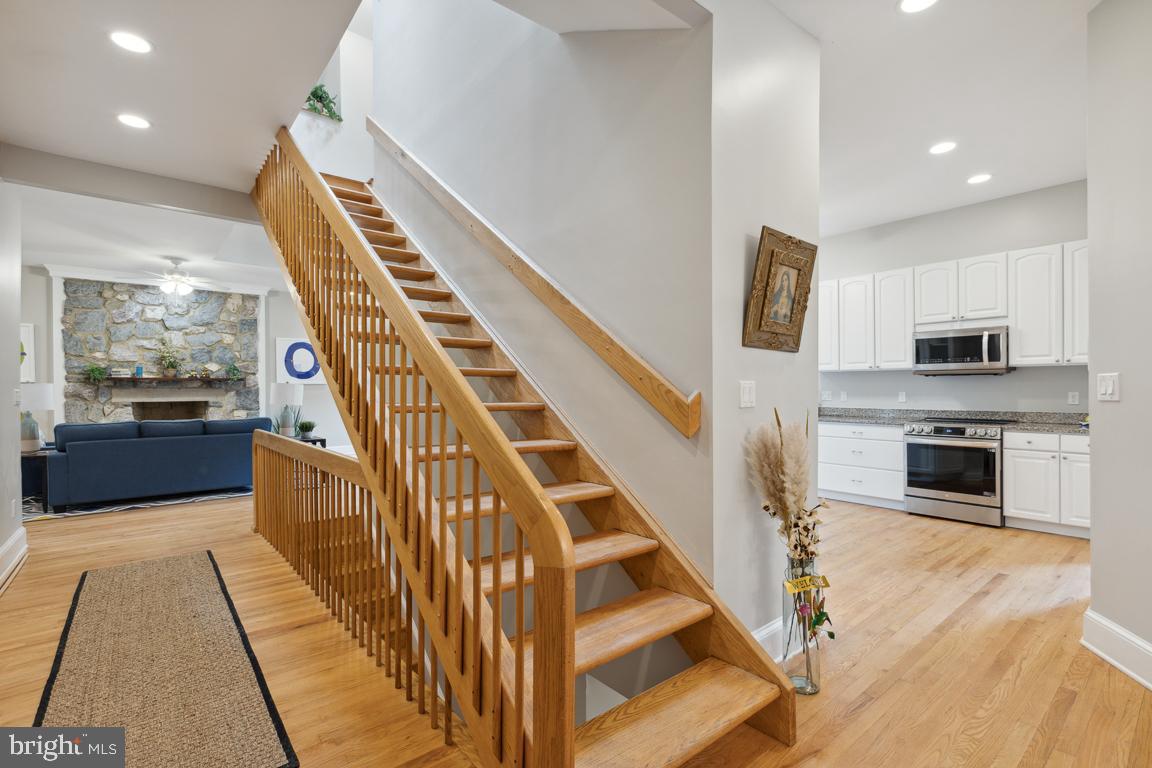 11901 Marmary Road Gaithersburg, MD 20878 - Photo 16 of 52 Gallery Image 16