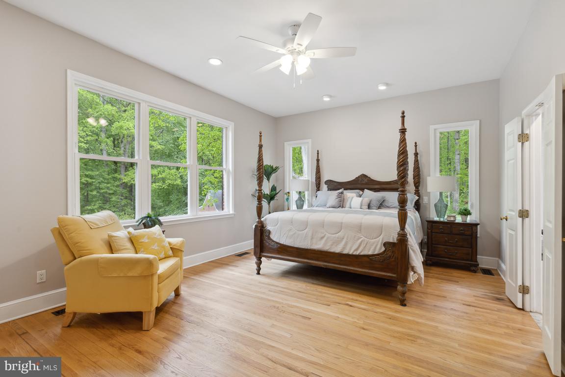 11901 Marmary Road Gaithersburg, MD 20878 - Photo 19 of 52 Gallery Image 19
