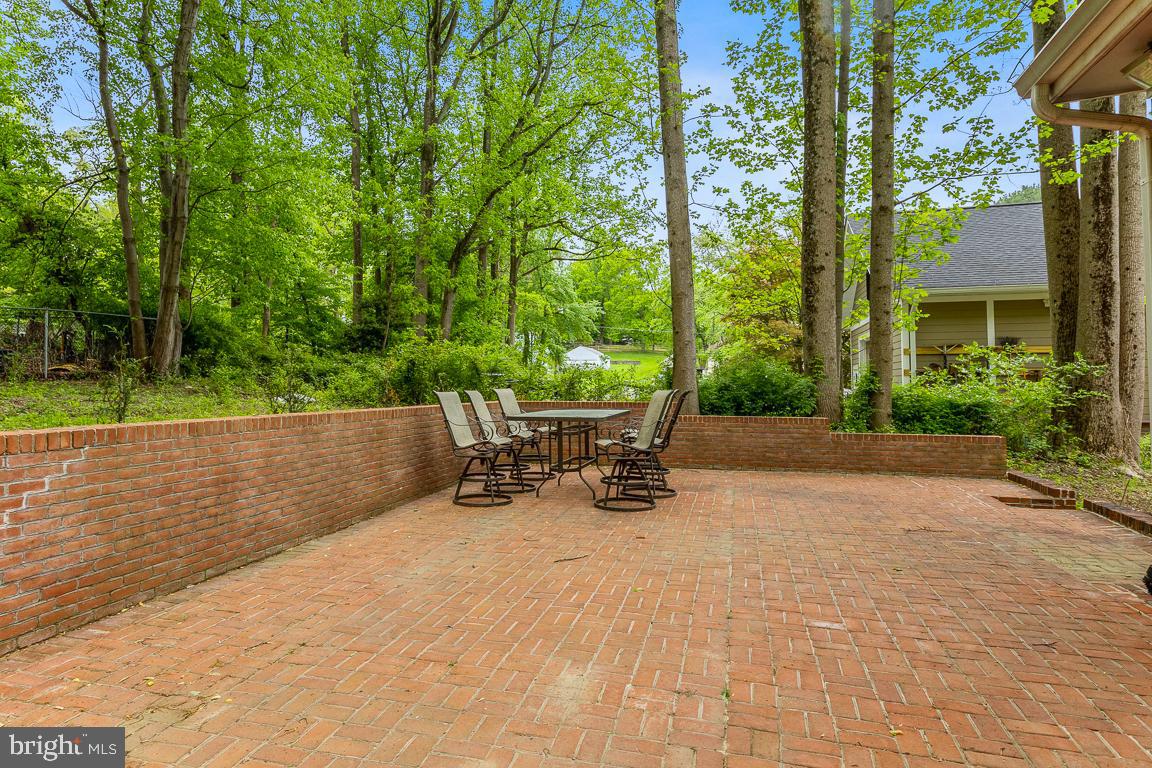 11901 Marmary Road Gaithersburg, MD 20878 - Photo 43 of 52 Gallery Image 43