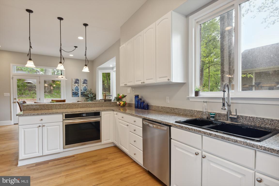 11901 Marmary Road Gaithersburg, MD 20878 - Photo 8 of 52 Gallery Image 8