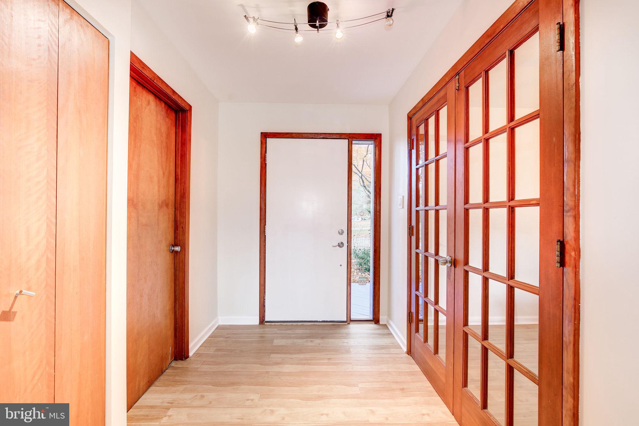 20811 Goshen Road Gaithersburg, MD 20882 - Photo 4 of 85 Gallery Image 4