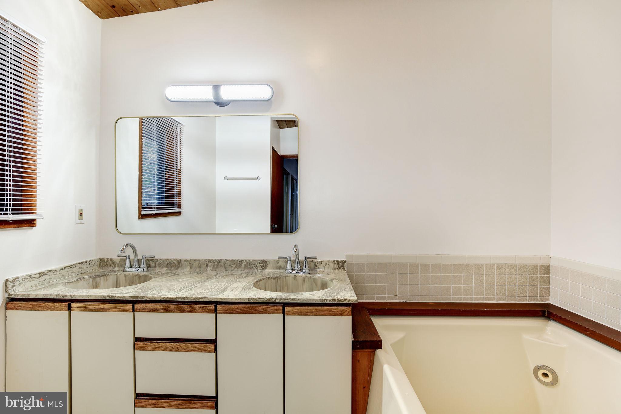 20811 Goshen Road Gaithersburg, MD 20882 - Photo 44 of 85 Gallery Image 44
