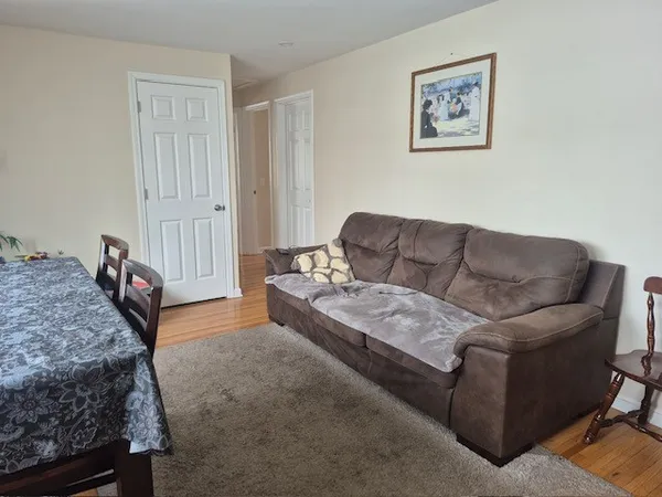 $1,900 | 60 Vinal Avenue, Irondequoit, NY 14609