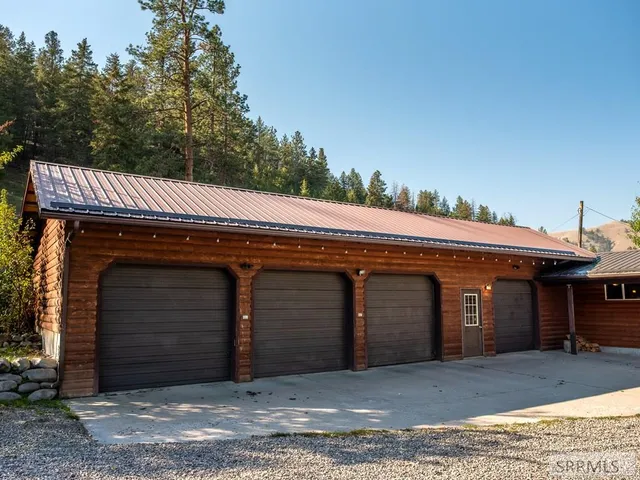 $2,400,000 | 261 4th Of July Creek Road, North Fork, ID 83466