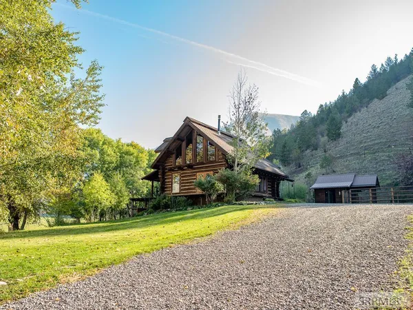 $2,250,000 | 261 4th Of July Creek Road, North Fork, ID 83466