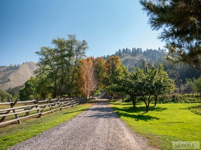 $2,400,000 | 261 4th Of July Creek Road, North Fork, ID 83466