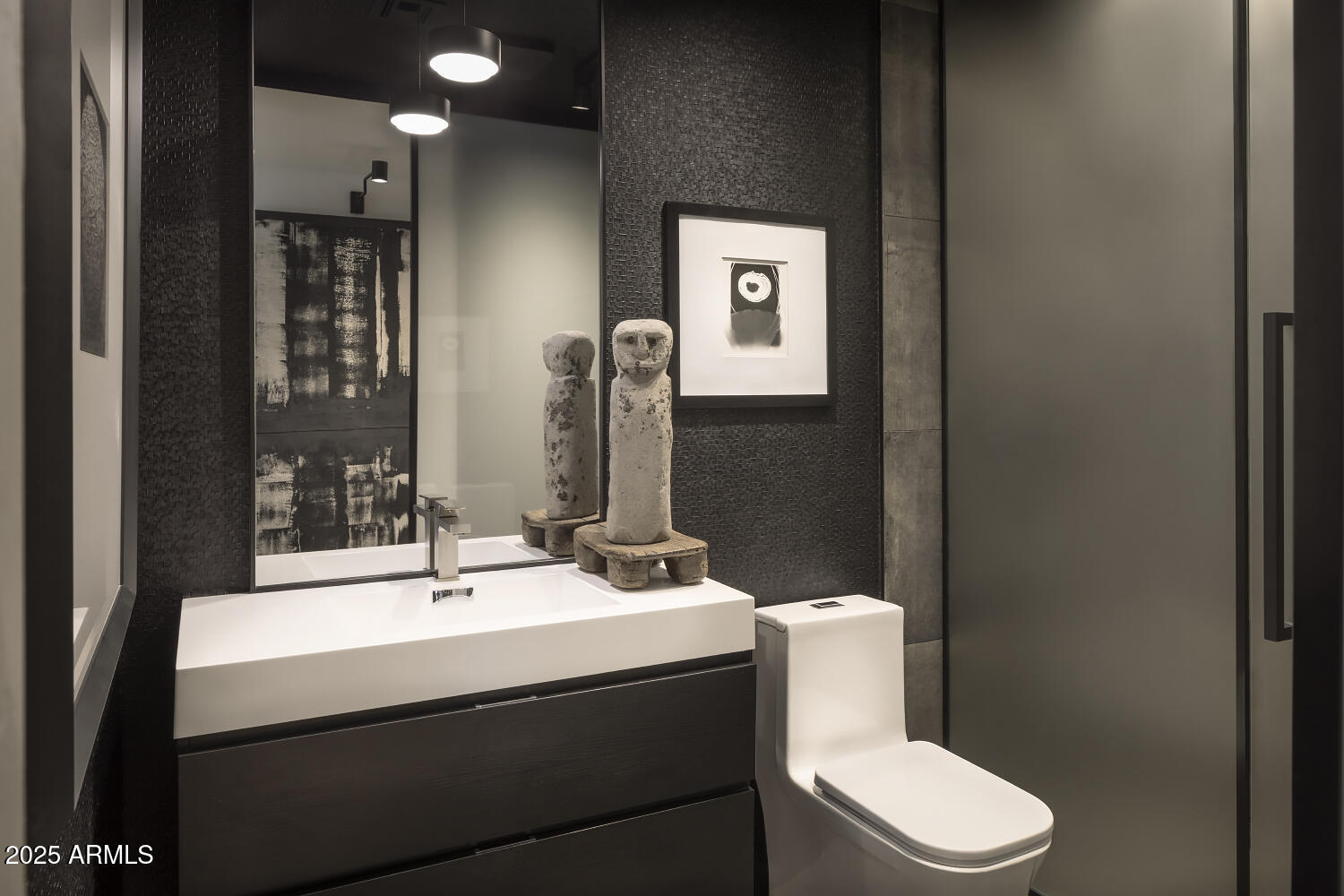 9545 East Romping Road, Unit 90 Carefree, AZ 85377 - Photo 22 of 30 Hall Bath with shower