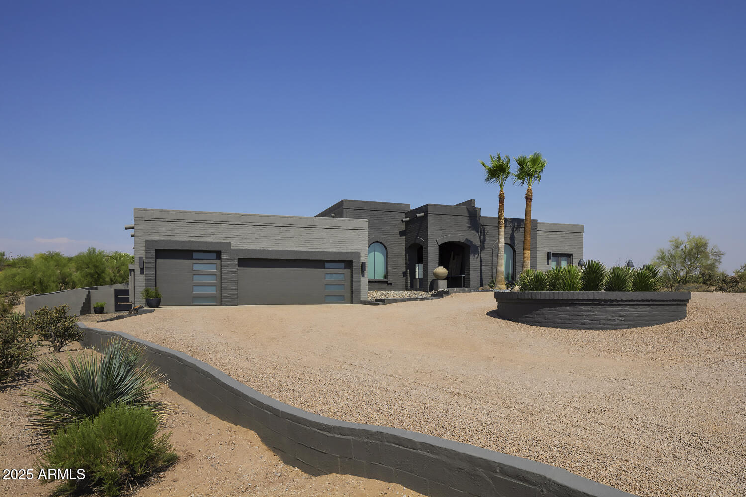 9545 East Romping Road, Unit 90 Carefree, AZ 85377 - Photo 2 of 30 Circular Drive