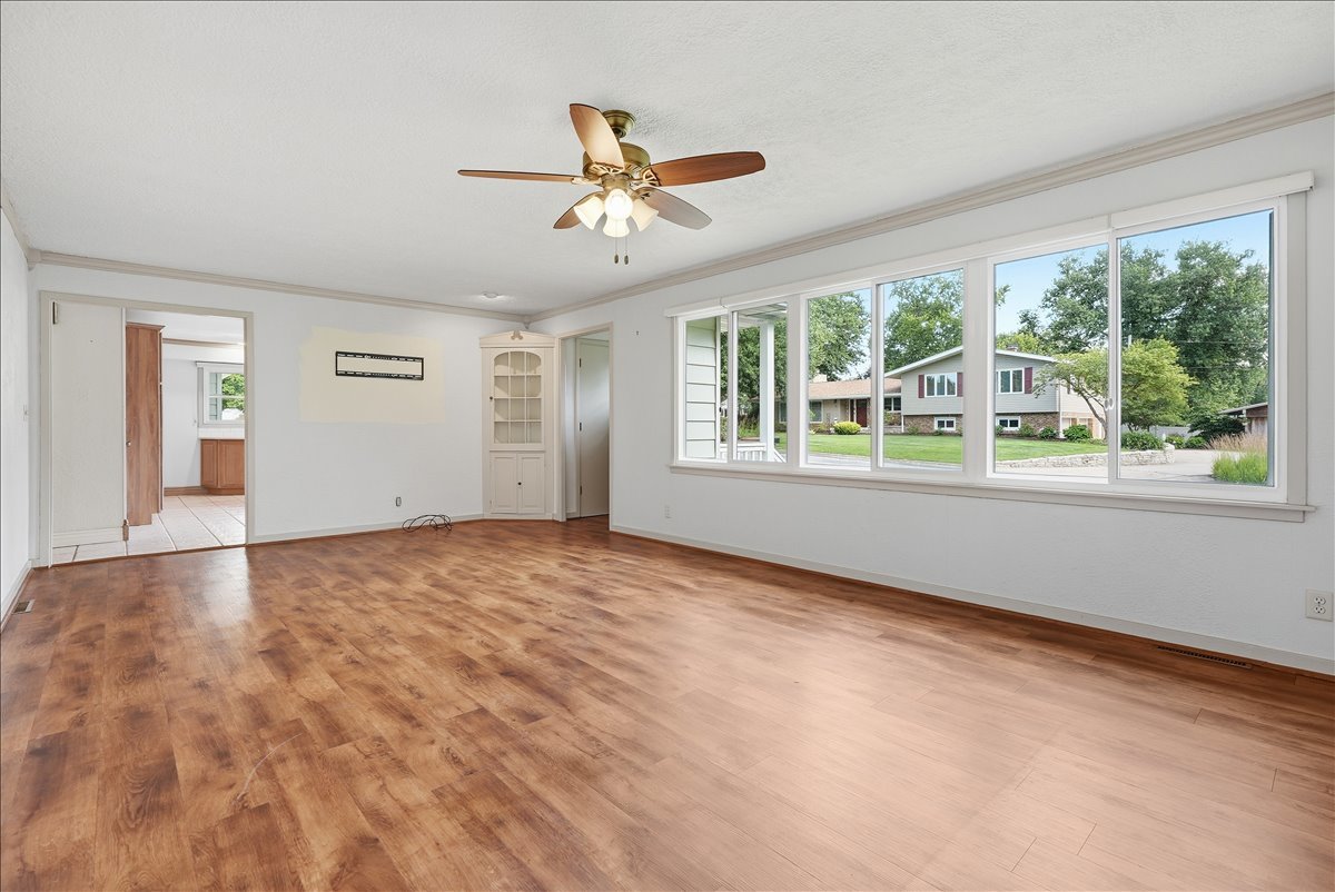 514 Fletcher Street Roanoke, IL 61561 - Photo 7 of 40