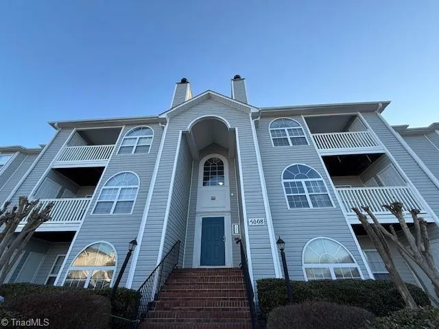 $1,250 | 5008 Lawndale Drive, Unit J, Greensboro, NC 27455