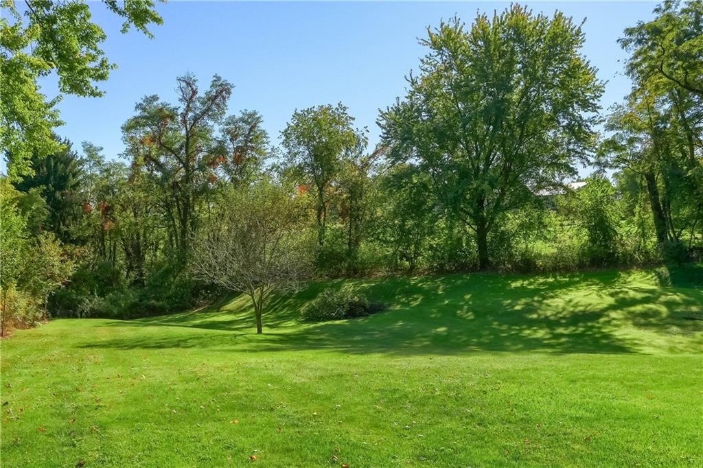 4126 Henderson Road Hickory, PA 15340 - Photo 5 of 25 a view of a park